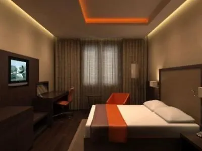 Hotell Crowne Plaza Istanbul-ora Istanbul